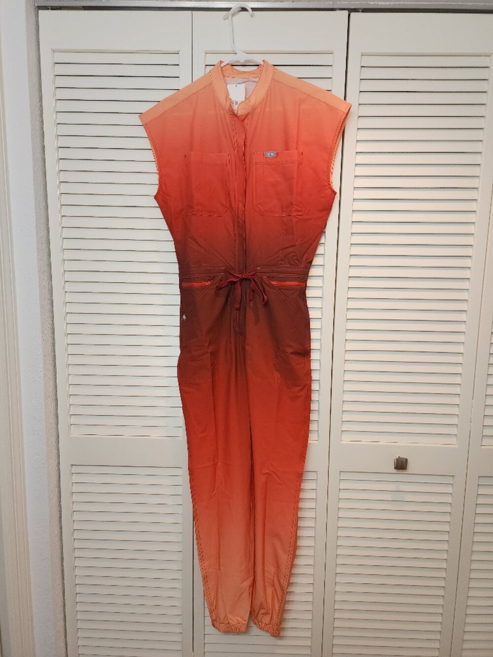 Figs Rafaela Cargo ScrubJumpsuit Ombre Sunrise - Women's XS - BNWT - Rare